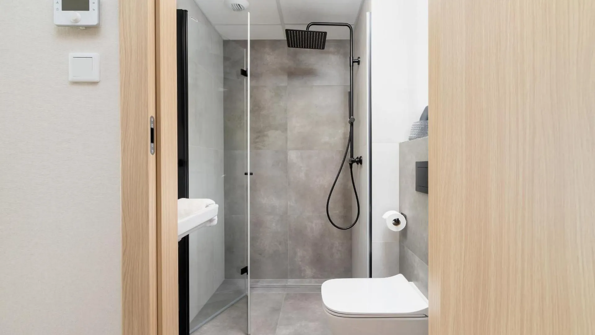 Modern Studios With Air Conditioning In Downtown Krakow By Noclegi Renters