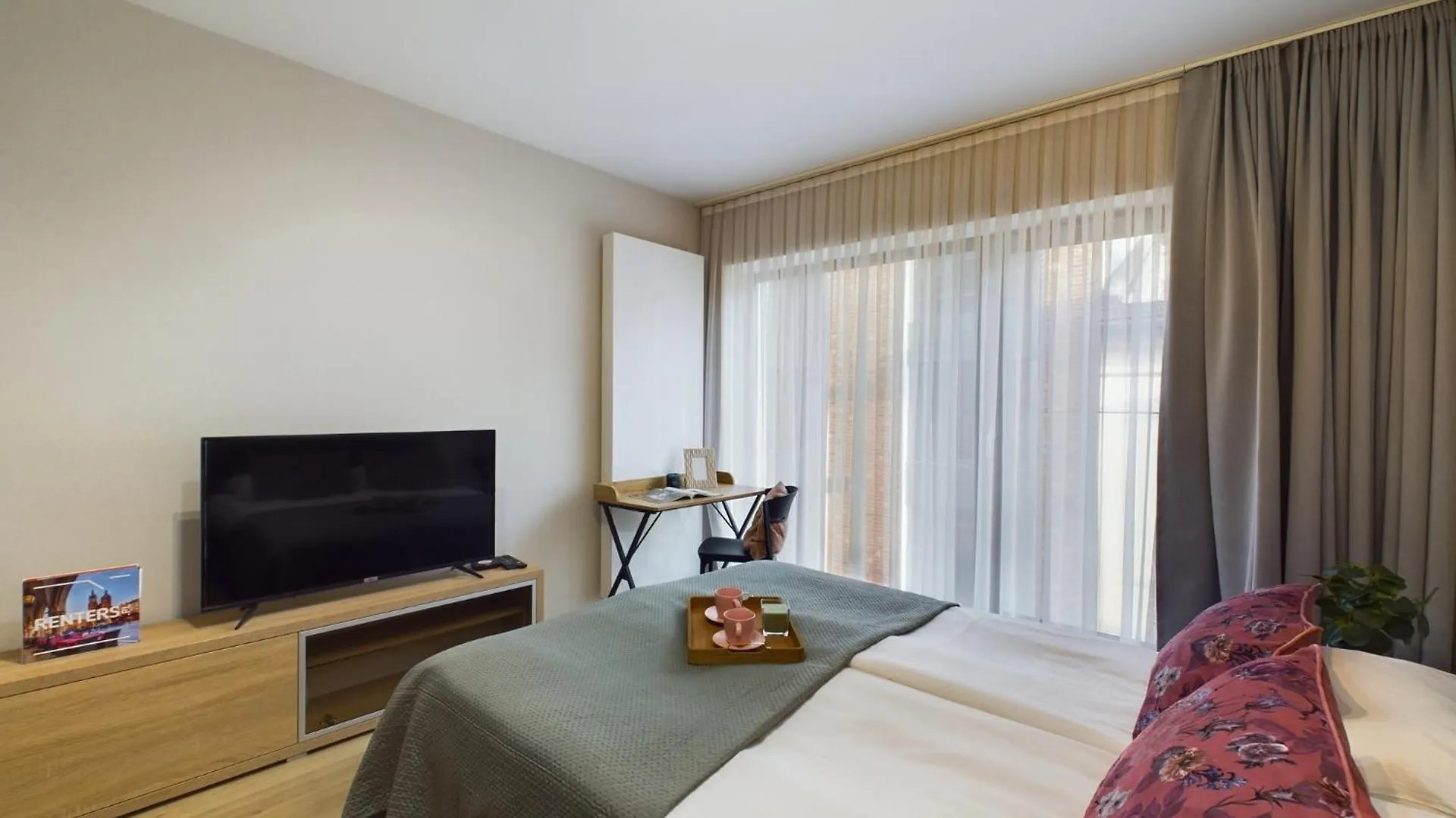 Modern Studios With Air Conditioning In Downtown Krakow By Noclegi Renters